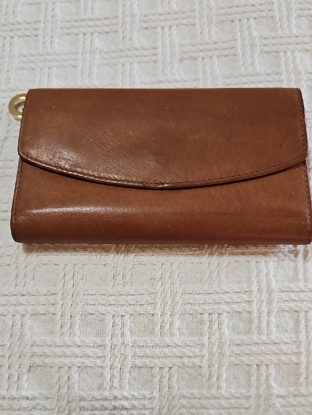 Vintage Brown Leather Fold Wallet with Gold Accent